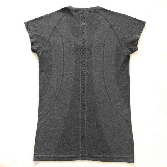 Lululemon Athletica V Neck Run Swiftly Tech Short Sleeve Workout Gym Shirt - Picture 4 of 9